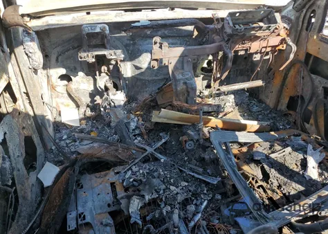 2005 GMC Envoy Xl z USA, uszkodzony, nr VIN 1GKET16S656124892